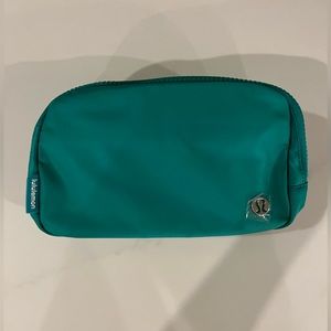 Lululemon Emerald Ice belt bag